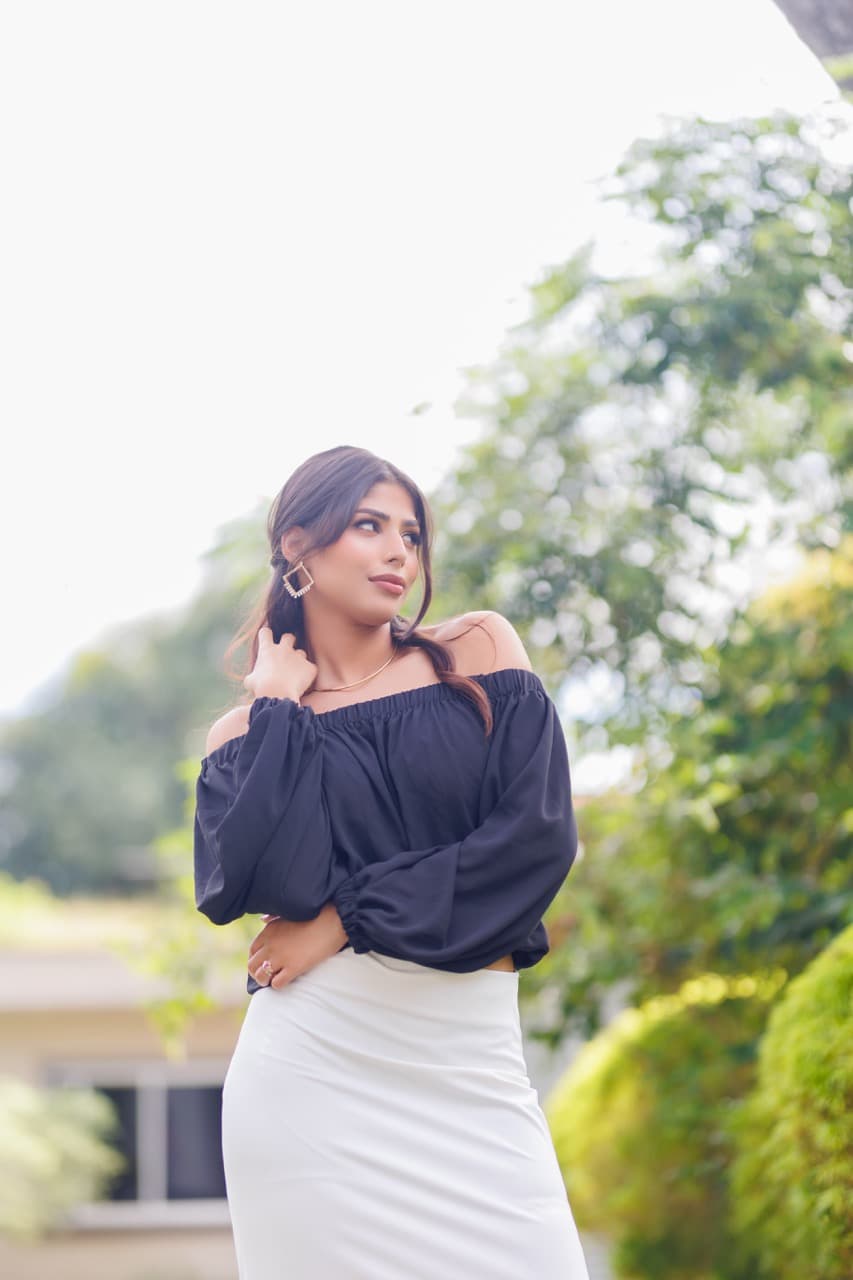 Black Blank Space Top 6