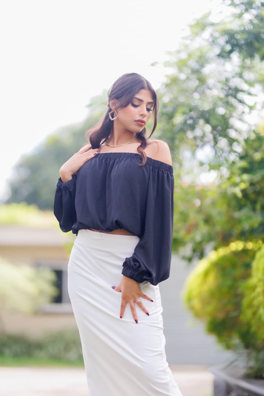 Black Blank Space Top